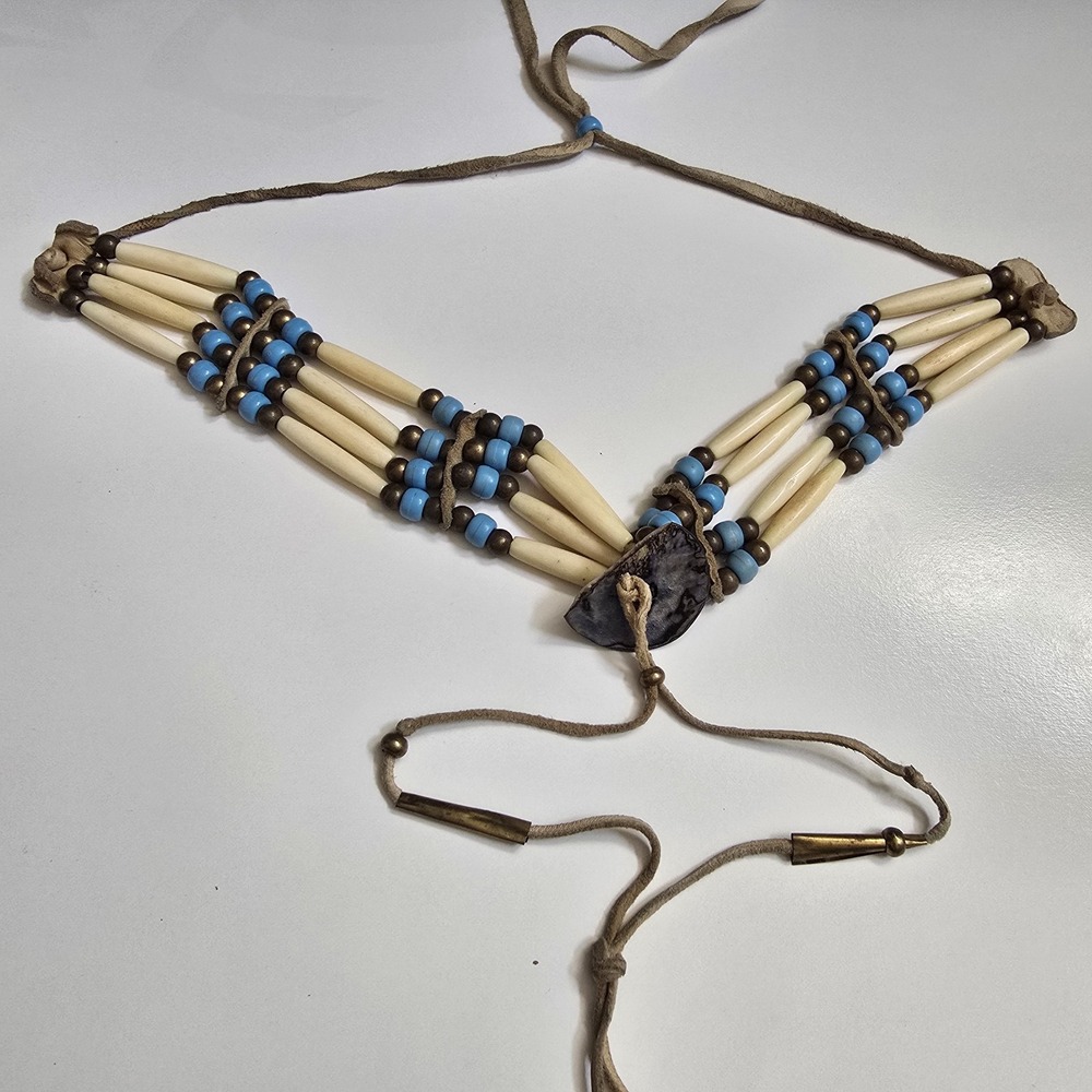 Native American-Inspired 4-Row Hair Pipe Necklace Choker Broken Abalone‎ Pendant